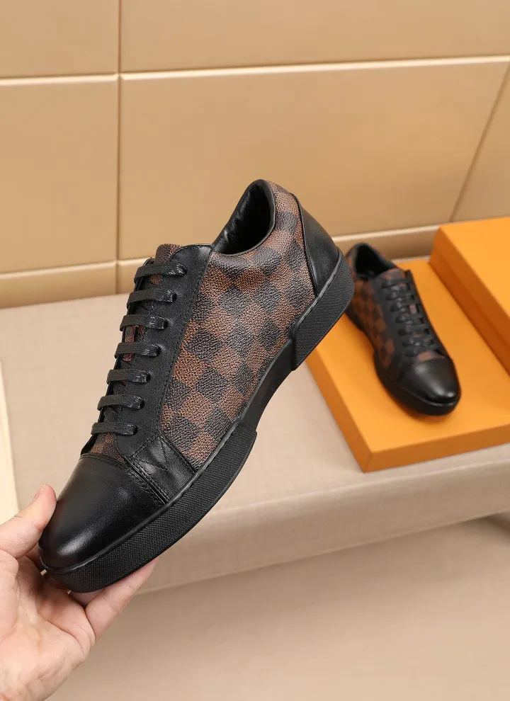 Men's shoes: 360💰[LV] official website popular series🔥🔥:2 production, selected high-end imported cowhide, sheepskin padding with sheepskin, matched with Louis Vuitton Monogram Eclipse canvas and pure black rubber soles, the ultimate simple design, the perfect interpretation of the latest inspiration for shoes, the integration of classics and fashion, high-end quality, worthy of your possession. The bottom car line will never be unglued🏆🏆🏆Welcome all sellers to sell in the picture above. We can send one piece on behalf of you. The code number is 38-44 (45 codes can be customized)